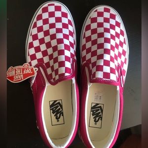 Checkered slip on Vans